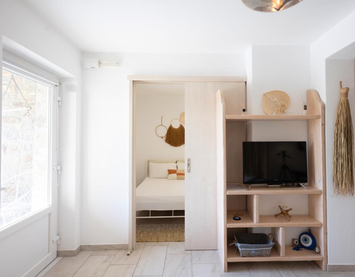 Mykonos Dot Apartments Ano Mera Exterior foto